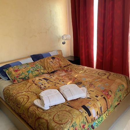 National Gallery Taormina B&B מראה חיצוני תמונה